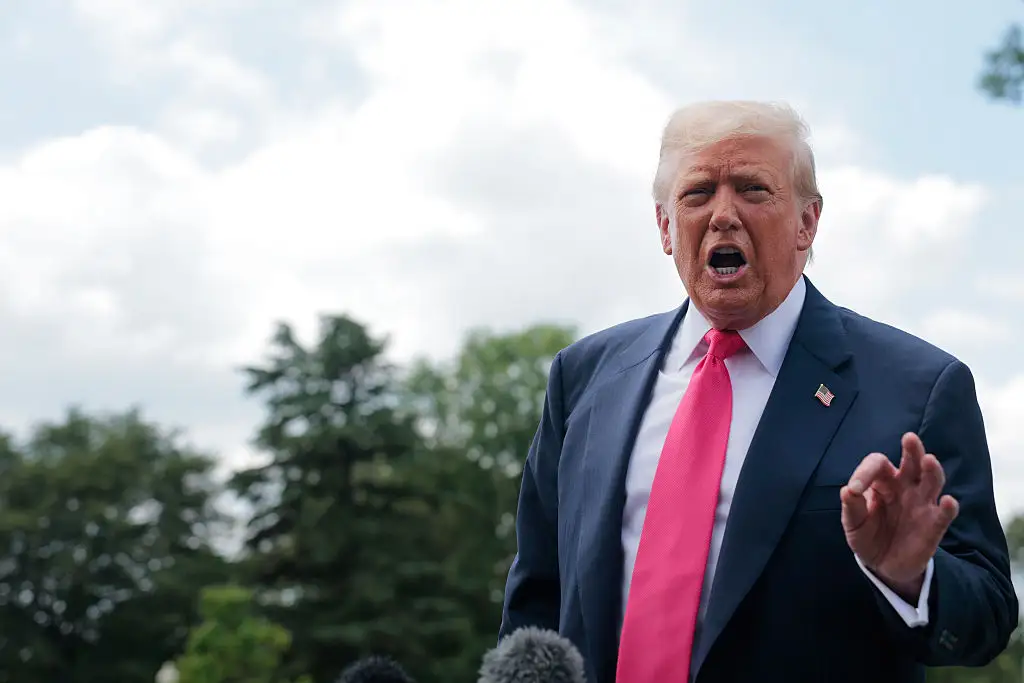 Donald Trump Dismisses Jeffrey Epstein Inquiry as "Boring" – Latest Updates